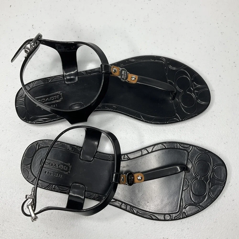 Coach Piccadilly‎ Sandals Womens Sz 6B Black Rubber T-Strap Thong Signature Logo